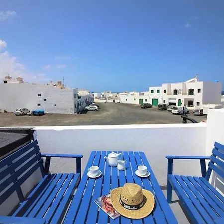 Holiday home Casa Alejandra Con Terraza Y Barbacoa *