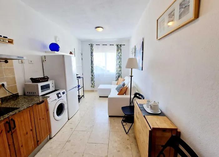 Casa Alejandra Con Terraza Y Barbacoa! 펜션 *